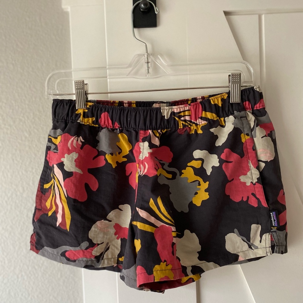Patagonia Women's Floral Cargo Shorts - Black and Red